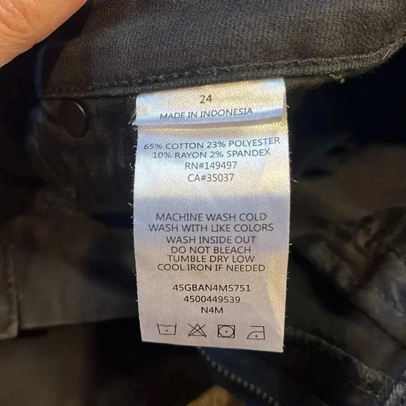 Joe's Jeans, High Rise Skinny.  Size 24, in black. - Picture 10 of 11